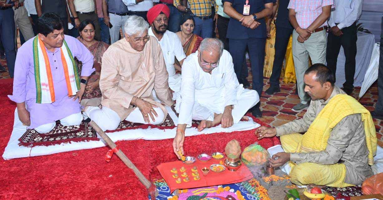 रायपुर में बनेगा सिकल सेल का विश्वस्तरीय सेंटर ऑफ एक्सीलेंस, मुख्यमंत्री श्री भूपेश बघेल ने रखी आधारशिला