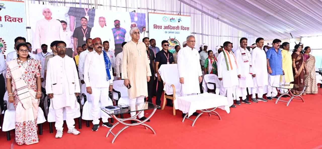 मुख्यमंत्री श्री भूपेश बघेल ने विश्व आदिवासी दिवस पर बस्तर जिले को दी 637 करोड़ रुपए के विकास कार्यों की सौगात