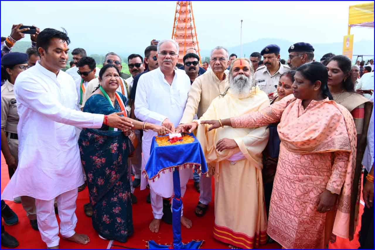मुख्यमंत्री श्री भूपेश बघेल ने नगरी-सिहावा के मुकुंदपुर में राम वन गमन पर्यटन परिपथ के निर्माण कार्यों का किया लोकार्पण