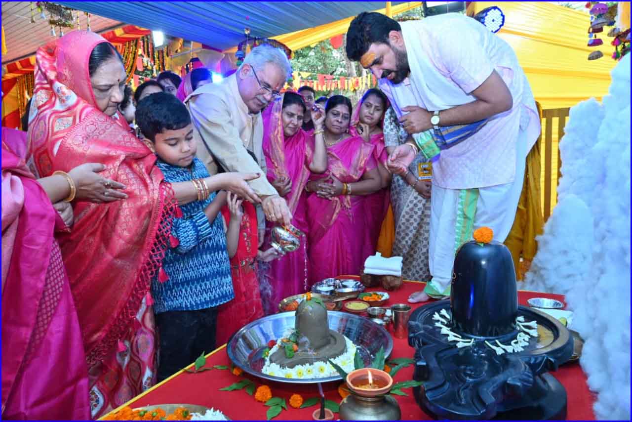 मुख्यमंत्री निवास में धूमधाम से मनाया गया तीजा-पोरा तिहार : मुख्यमंत्री श्री बघेल ने करु भात खिलाने से लेकर साज-श्रृंगार और विदाई की निभाई रस्में