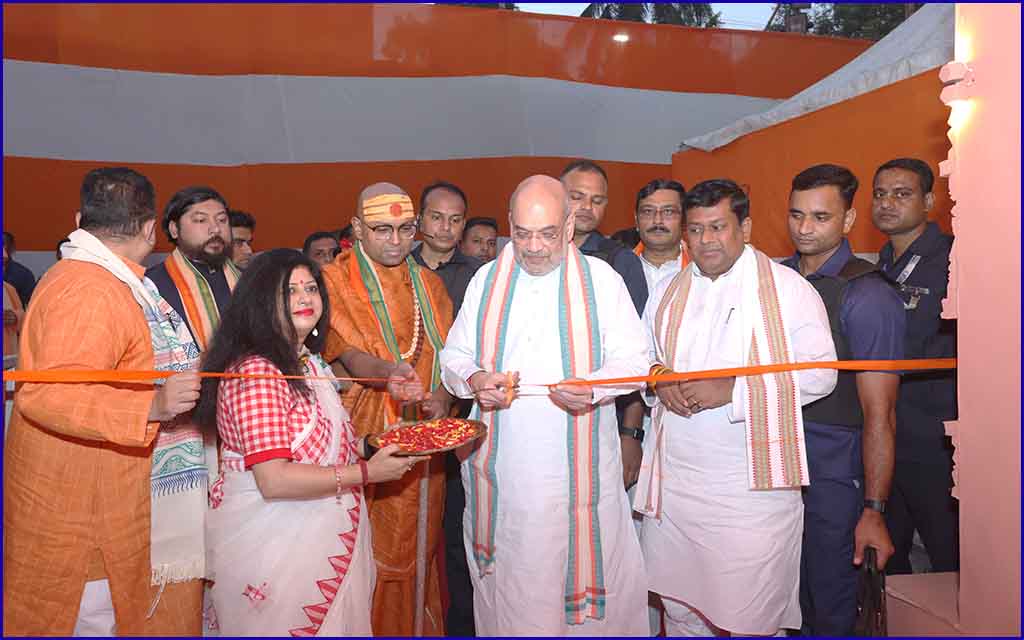 Union Home Minister and Minister of Cooperation Shri Amit Shah today inaugurated a Shri Ram Temple-themed Durga Puja pandal in Sealdah, West Bengal