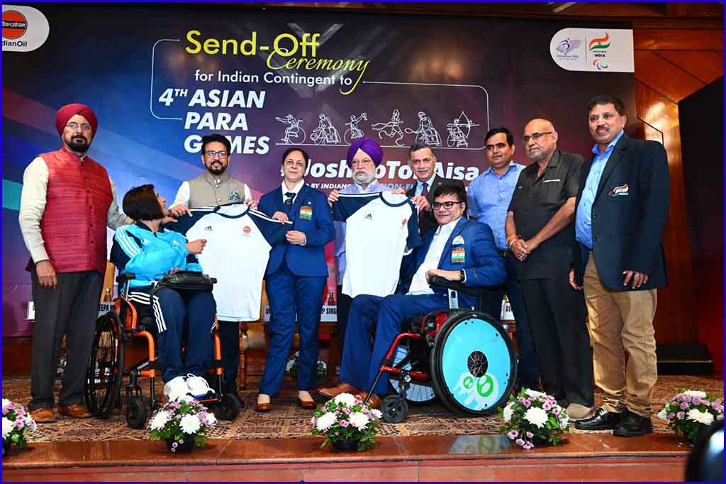 Union Ministers Shri Hardeep S Puri and Shri Anurag Singh Thakur grace send-off ceremony of athletes for 4th Asian Para Games